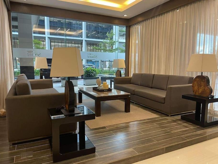 Apartment Shore 1 & 3 Residences Moa 1br With Balcony By Darpm *