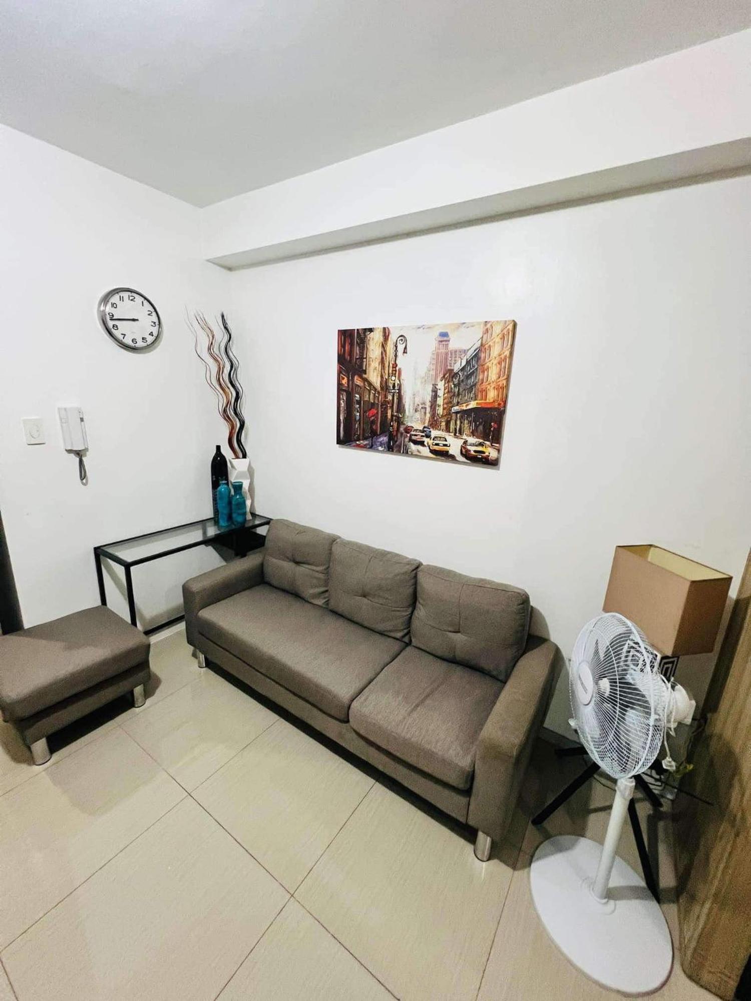 Shore 1 & 3 Residences Moa 1br With Balcony By Darpm * Manila