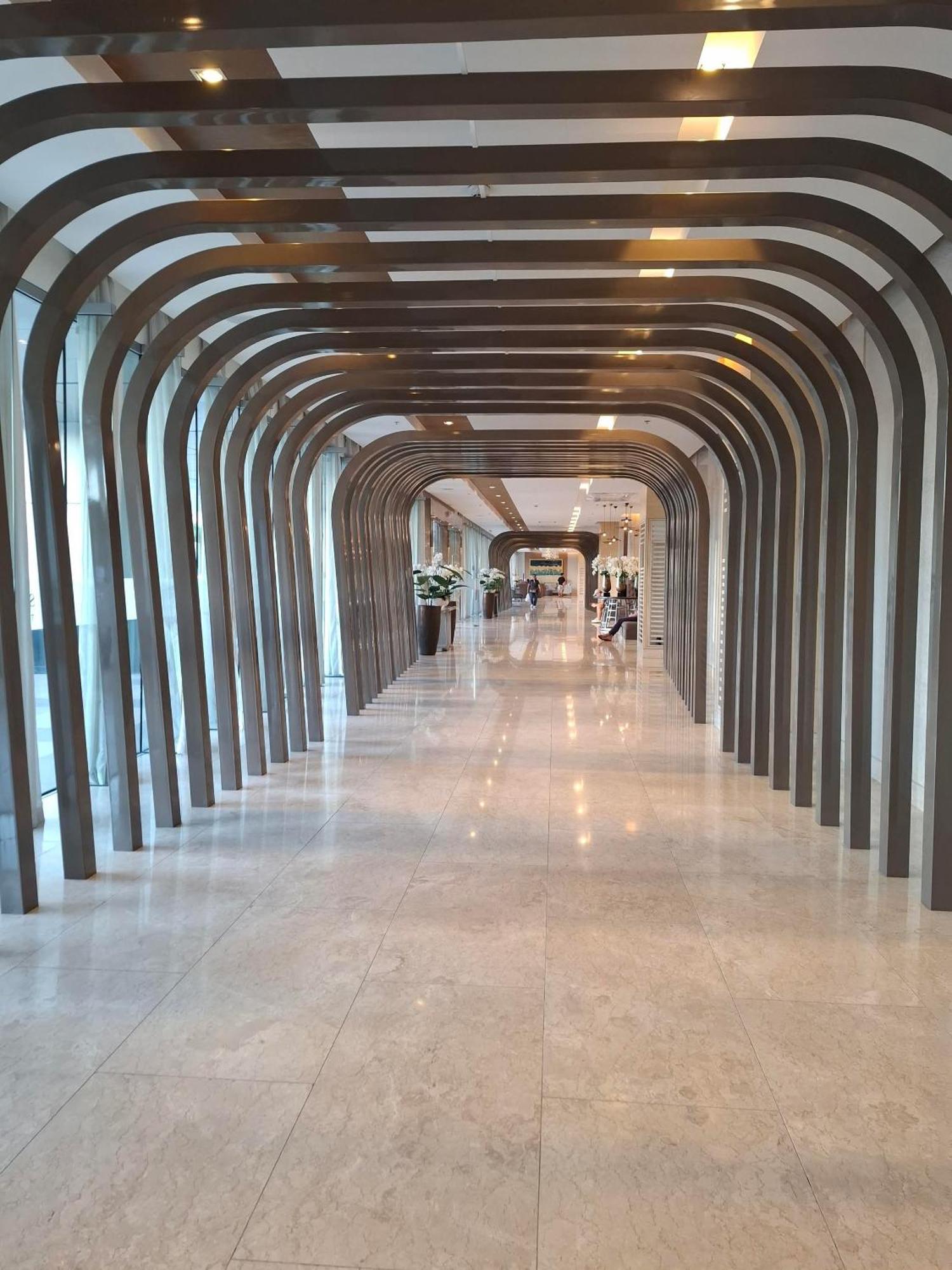 Shore 1 & 3 Residences Moa 1br With Balcony By Darpm Apartment