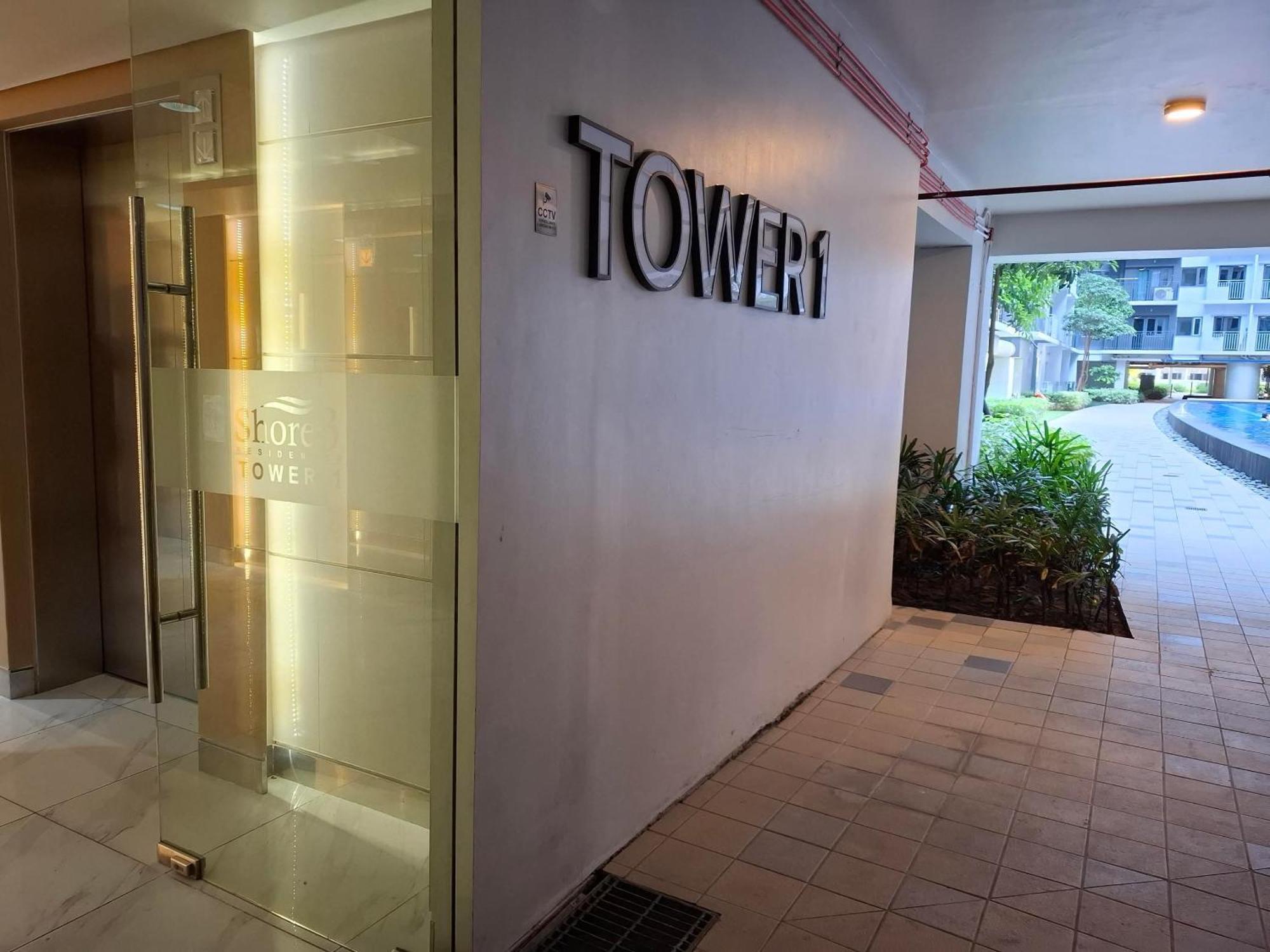 Apartment Shore 1 & 3 Residences Moa 1br With Balcony By Darpm
